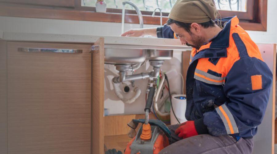 Local tankless water heater installation in Laotto, IN